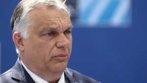 Thumbnail voor Orban gaat omstreden ‘homowet’ in referendum voorleggen