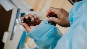 Thumbnail voor Janssen-vaccin vermeldt voortaan Guillain-Barré-syndroom in bijsluiter