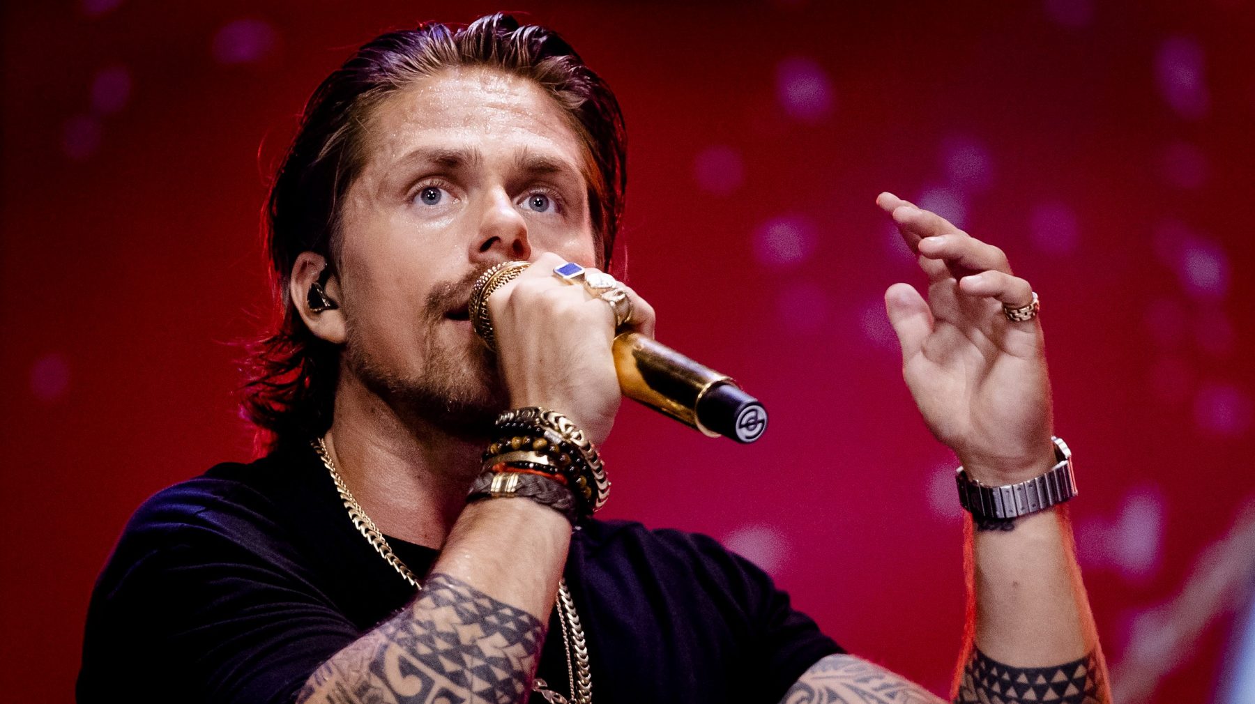 André Hazes viert vakantie op Ibiza