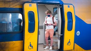 Thumbnail voor NS en politie grijpen ruim 1200 keer in na Whatsapp-alert treinreizigers