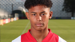 Thumbnail voor Ajax-talent Noah Gesser (16) en broer (18) omgekomen bij auto-ongeluk