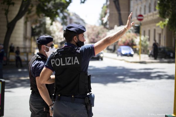 Man steekt Nederlandse toerist neer in Italië: 'Hij was boos op de VS'