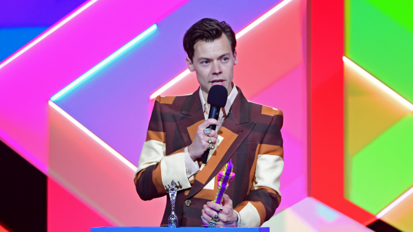 Deze Friends-acteur draagt hetzelfde pak als Harry Styles