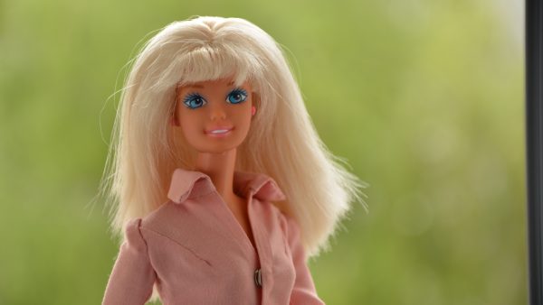 Speelgoedfabrikant Mattel brengt serie barbies op de markt geïnspireerd op coronahelden