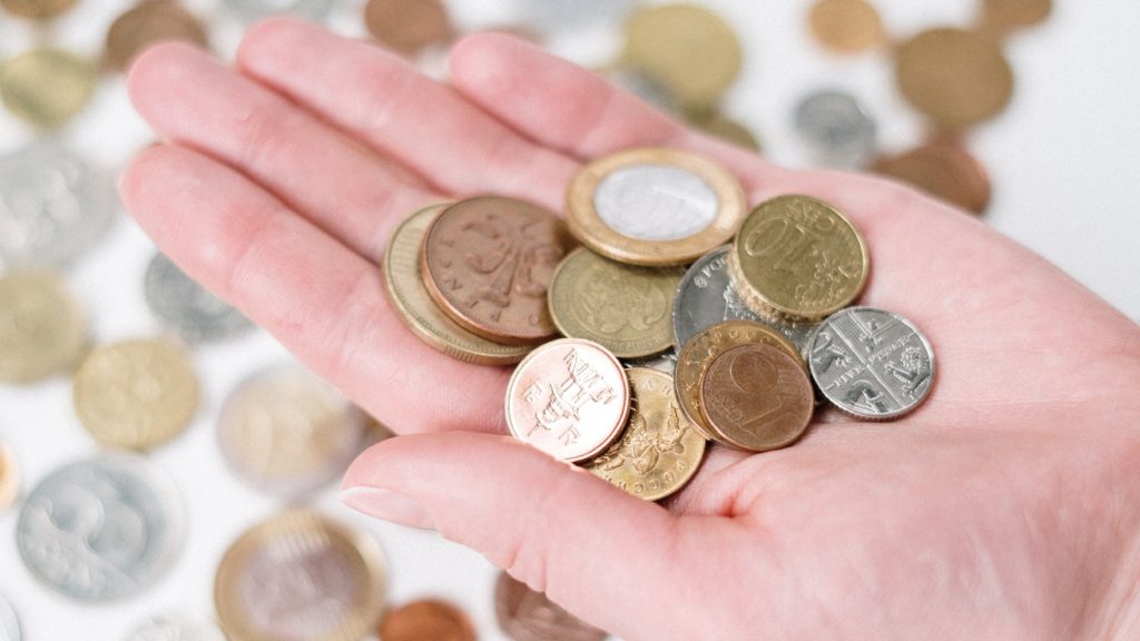 Loonsteun Nederlandse bedrijven kregen te veel loonsteun, bijna 7 miljard moet terug