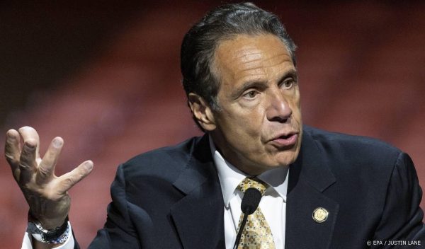 Gouverneur Andrew Cuomo van New York stapt op na grensoverschrijdend gedrag