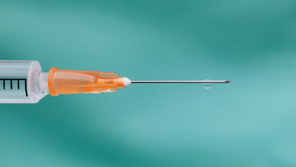 Ruim de helft van de verpleegkundigen is tegen vaccinatieplicht