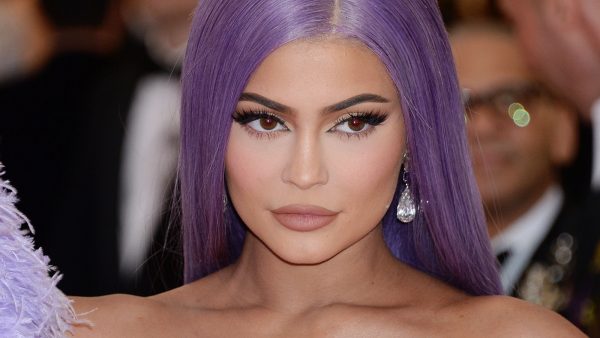 Kylie Jenner zwanger geruchten nagels