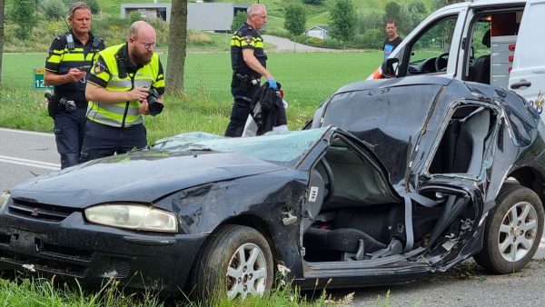 Ruth vocht twee dagen voor haar leven in autowrak met overleden vriendin