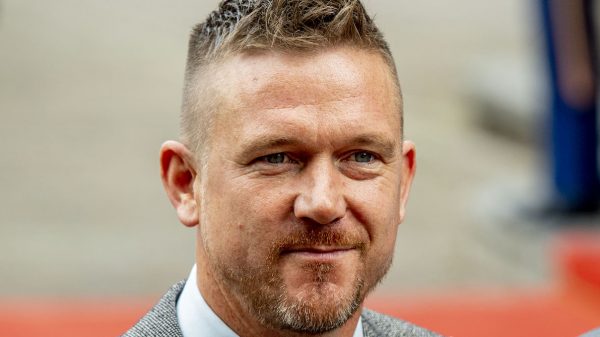 Johnny de Mol vanaf september dagelijks op SBS6 te zien met 'HLF8'