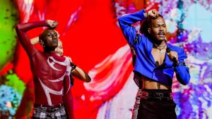 Thumbnail voor Jeangu Macrooy had pauze nodig na Eurovisie Songfestival: 'Een intens wilde rollercoaster'