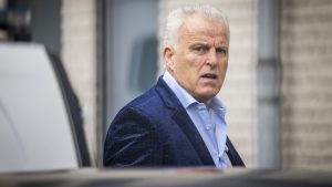 Thumbnail voor Politie kreeg week voor aanslag tip over verdacht persoon die Peter R. de Vries volgde