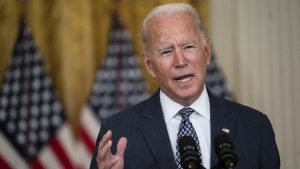 Thumbnail voor Biden over evacuaties Afghanistan: 'Er kunnen mensenlevens verloren gaan'