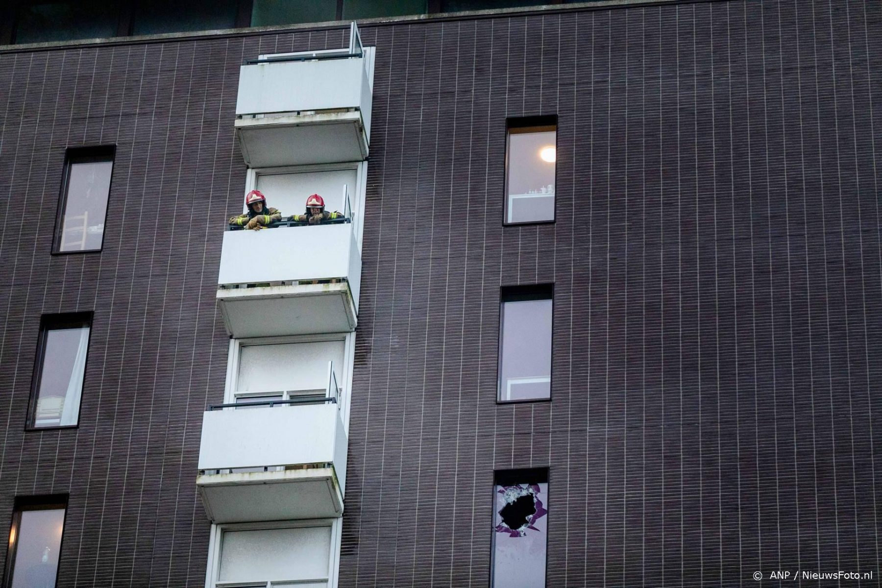 Spullen gestolen tijdens ontruiming na brand studentenflat Amsterdam