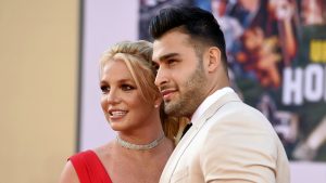 Thumbnail voor Britney Spears bedankt vriend Sam Asghari voor steun: 'Bijgestaan in moeilijkste jaren'