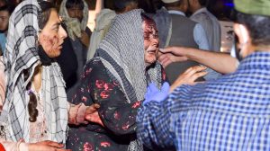 Thumbnail voor Zeker 60 Afghanen en 12 Amerikaanse militairen omgekomen bij aanslag Kabul
