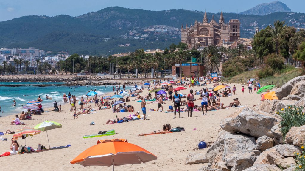 Ongeluk Playa de Mallorca val balkon