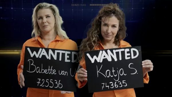 Boevenduo Katja Schuurman en Babette van Veen op de vlucht in 'Jachtseizoen'