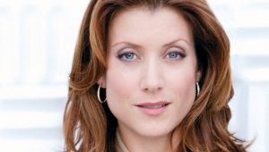 Thumbnail voor Kate Walsh keert na 14 jaar terug in 'Grey's Anatomy' en deelt dat in een blije tweet