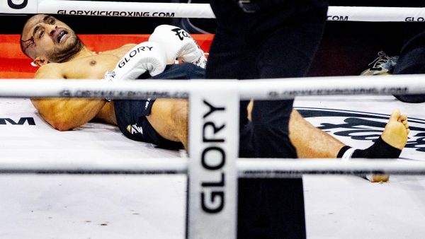 Kickbokser Badr Hari gaat knock-out in Ahoy