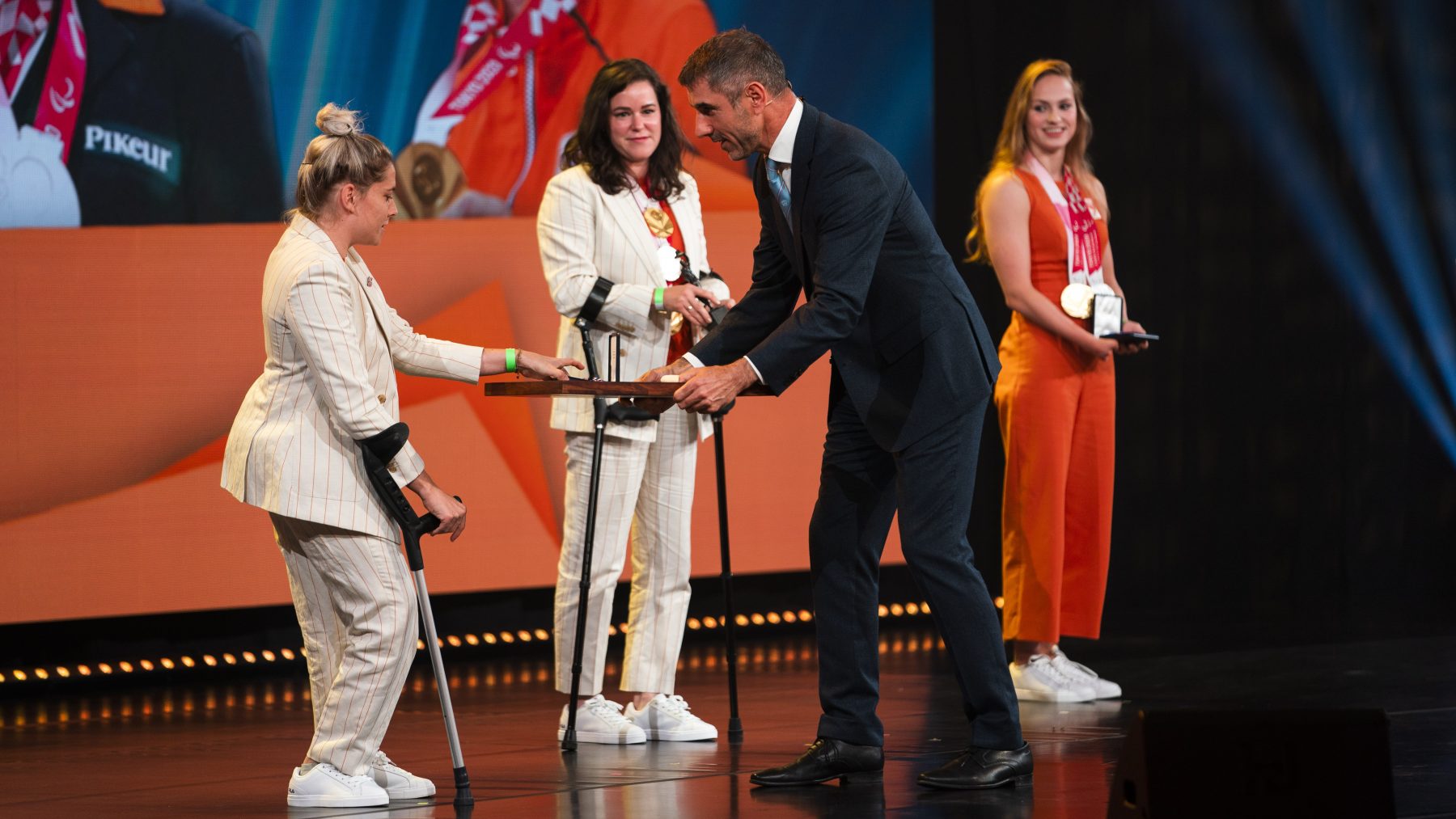 Goudenmedaillewinnaars Paralympische Spelen geridderd