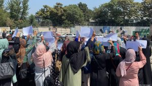 Thumbnail voor Taliban staan voorlopig geen protesten toe: 'Betogers zorgden voor intimidatie'