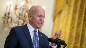 Thumbnail voor Biden: 'Vaccinatieplicht voor alle medewerkers van de Amerikaanse overheid'