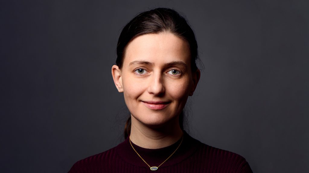 Sophie van Gool weet waarom vrouwen minder verdienen en wat we eraan kunnen doen