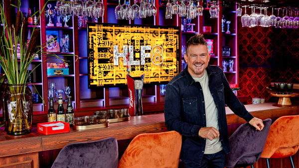 Johnny de Mol in HLF8