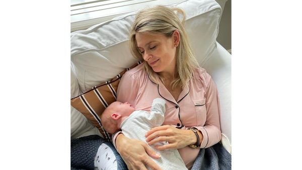 Charlotte (39) kreeg 10 dagen na bevalling diagnose eierstokkanker: 'Toekomst bestaat niet voor mij'