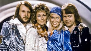 Thumbnail voor Agneta Fältskog: fysieke ABBA reünie is 'onzeker'