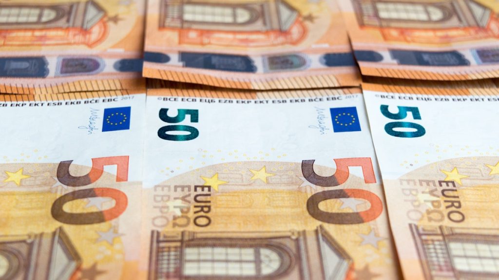 Kosten toeslagenaffaire lopen komend jaar op tot 5 miljard euro