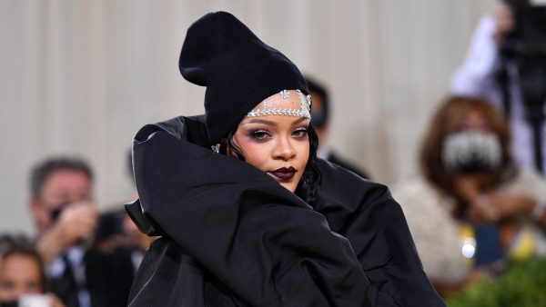 Rihanna woning verkoop nieuw huis binnenkijken