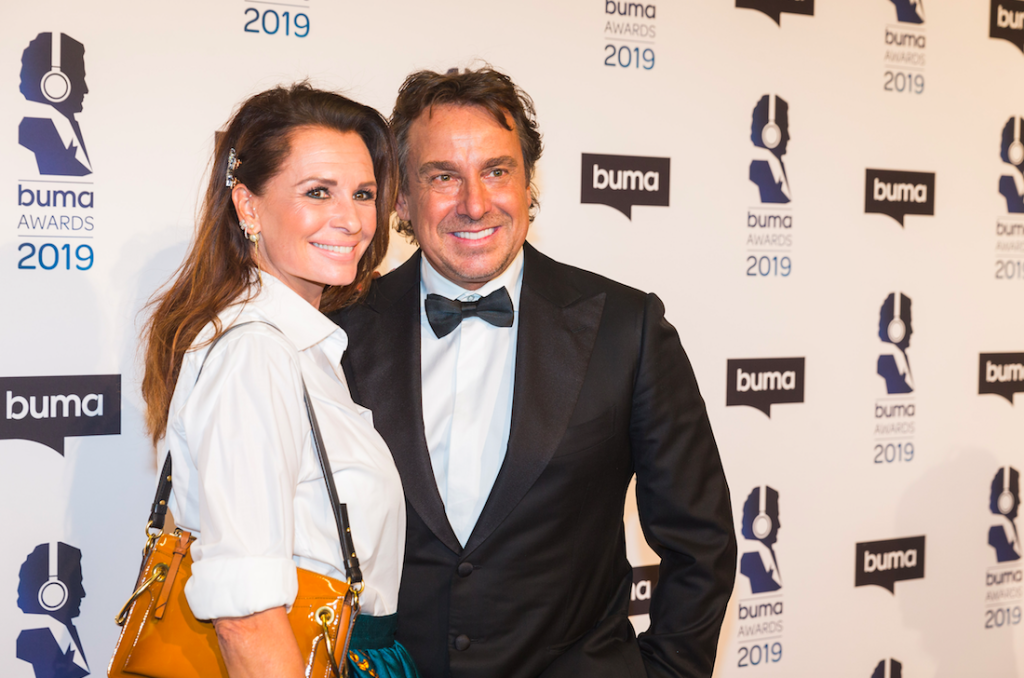 Marco Borsato en Leontine zijn aan het latten