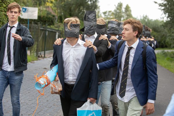 Studenten doorbreken zwijgcultuur ontgroening: 'Ik ben drie jaar lang gekleineerd'