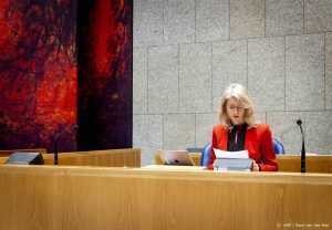 Thumbnail voor Staatssecretaris Mona Keijzer heeft bedenkingen bij de coronapas, D66 noemt uitspraken 'raar'