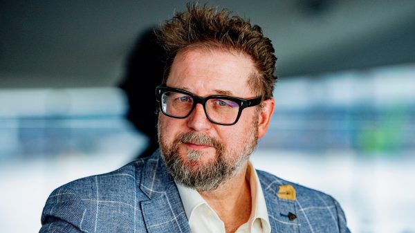 Martin Koolhoven geïrriteerd door vraag over naakt in Nederlandse films: 'Ik wil bijna ophangen'