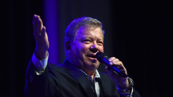 Star Trek-acteur William Shatner (90) gaat nu echt de ruimte in
