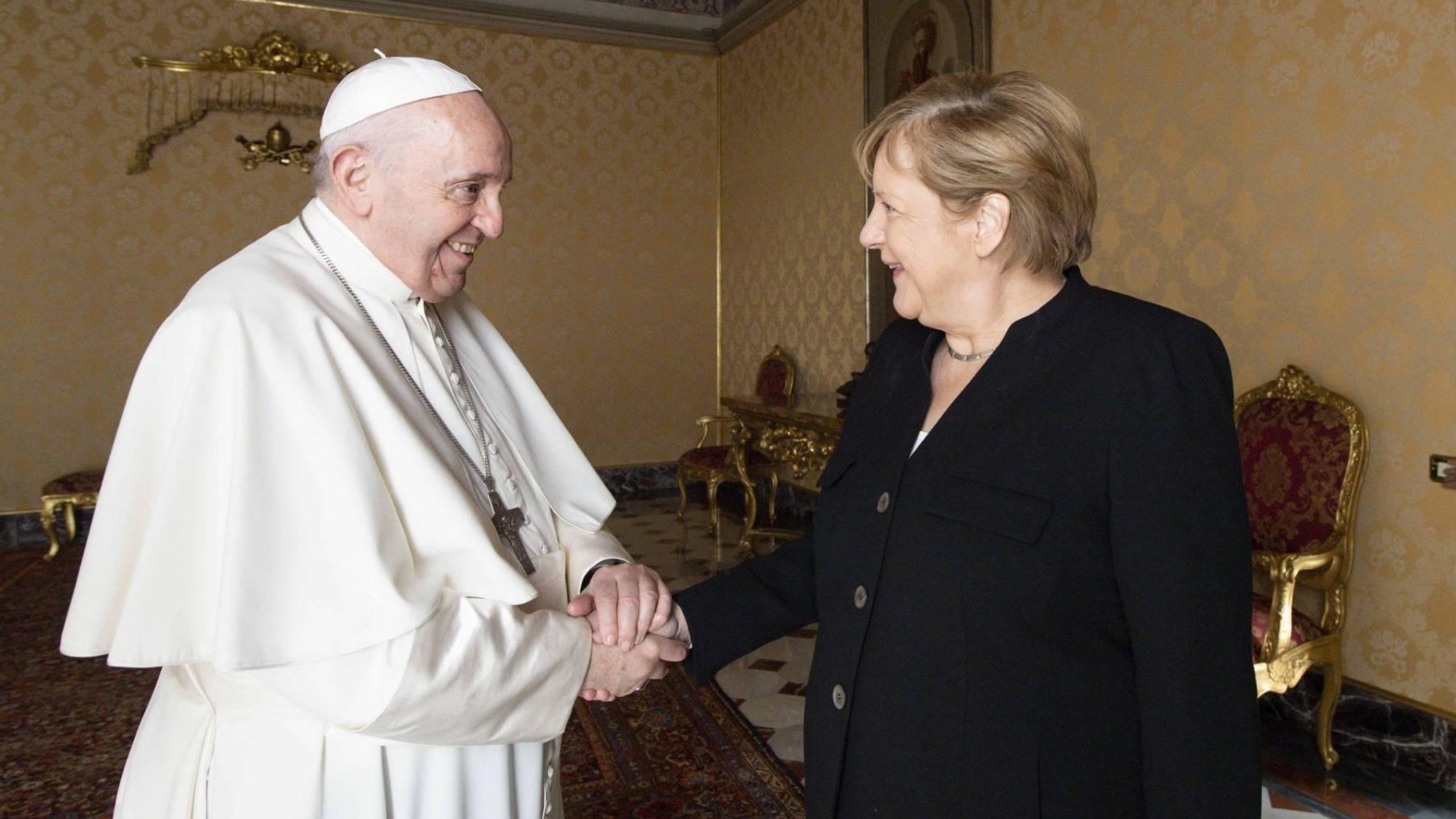 Bondskanselier Angela Merkel brengt afscheidsbezoek aan paus Franciscus