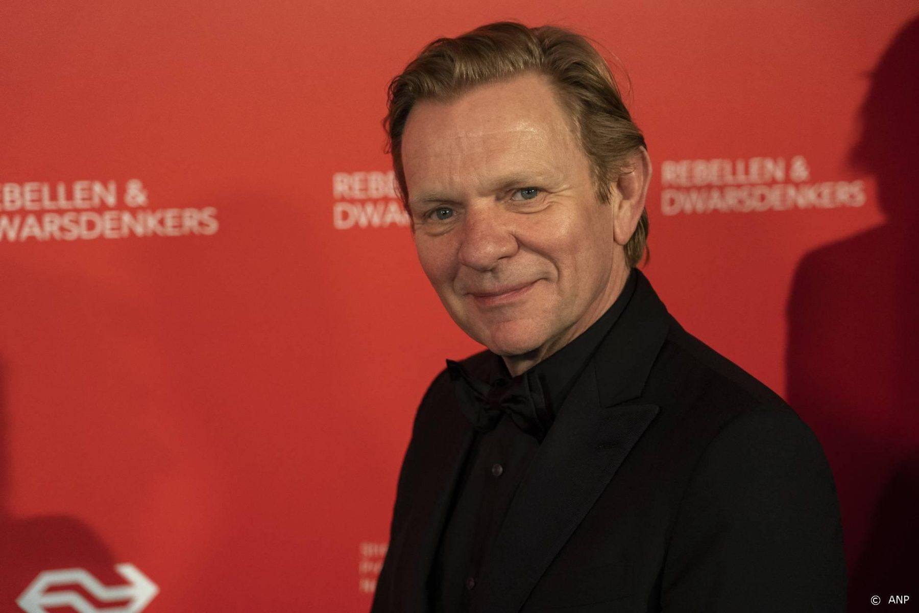 Michiel van Erp gaat boek 'Stromboli' van Saskia Noort verfilmen - LINDA.nl