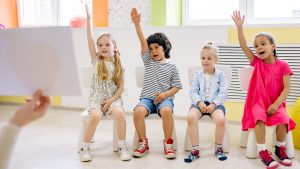 Thumbnail voor Oplossing nijpende problematiek kinderopvang? ‘Regelgeving aanpassen’