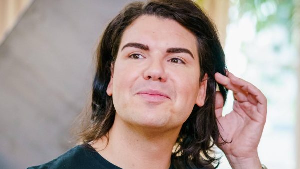 Roy Donders moest hotelkamer ontvluchten door aardbeving: 'Heel heftig'