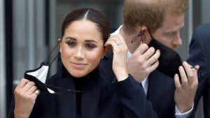 Thumbnail voor Thomas Markle blijft interviews doen om dochter Meghan te bereiken: 'Beetje flauw'