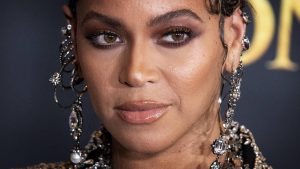 Thumbnail voor Nieuwe muziek van Beyoncé te horen in trailer 'King Richard'