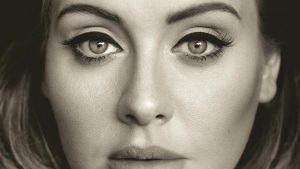 Thumbnail voor Creëer de winged eyeliner van je dromen: Adele heeft verklapt welke zij zelf gebruikt