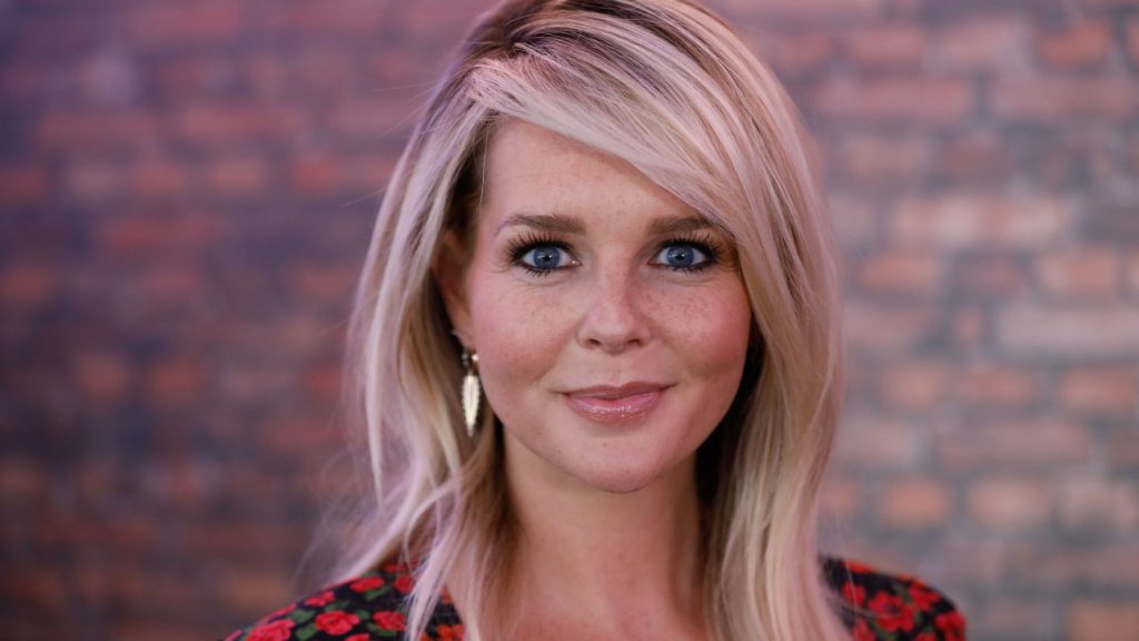 Chantal Janzen werd gestalkt: 'De andere kant van het glamourleven'