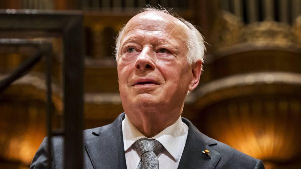 Omroepen gooien programmering om wegens overlijden Haitink