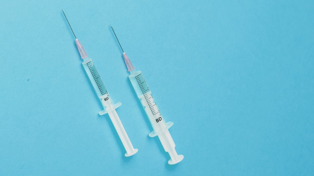 Vlaanderen wil boosterprik van coronavaccin voor hele bevolking