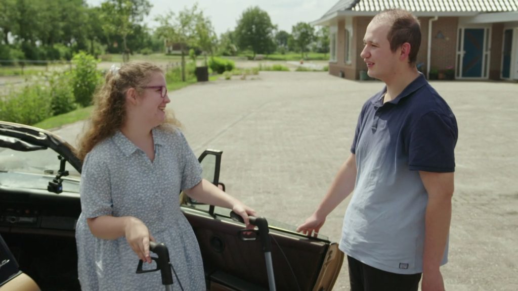 Daniëlle en Remy hebben eerste date in 'Cupido Ofzo'_ 'Om het rustig aan te doen krijgt ze een 9'
