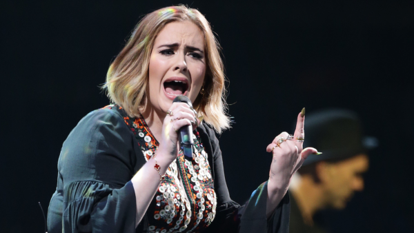 Adele maakt haar eerste optredens bekend